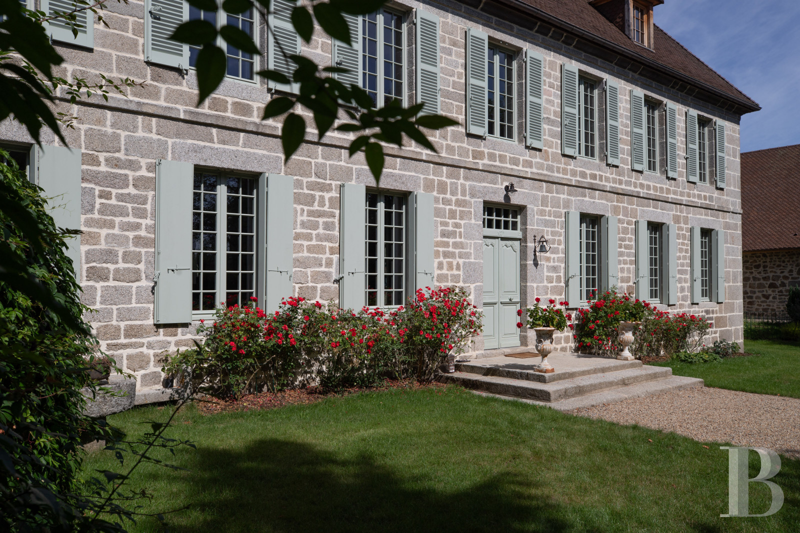 A carefully renovated 19th-century family home in the Plateau de Millevaches nature reserve in Flayat  - photo  n°6